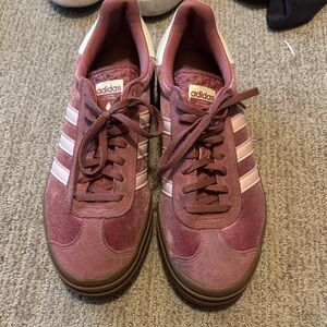 Adidas Mauve and light pink platform Gazelle